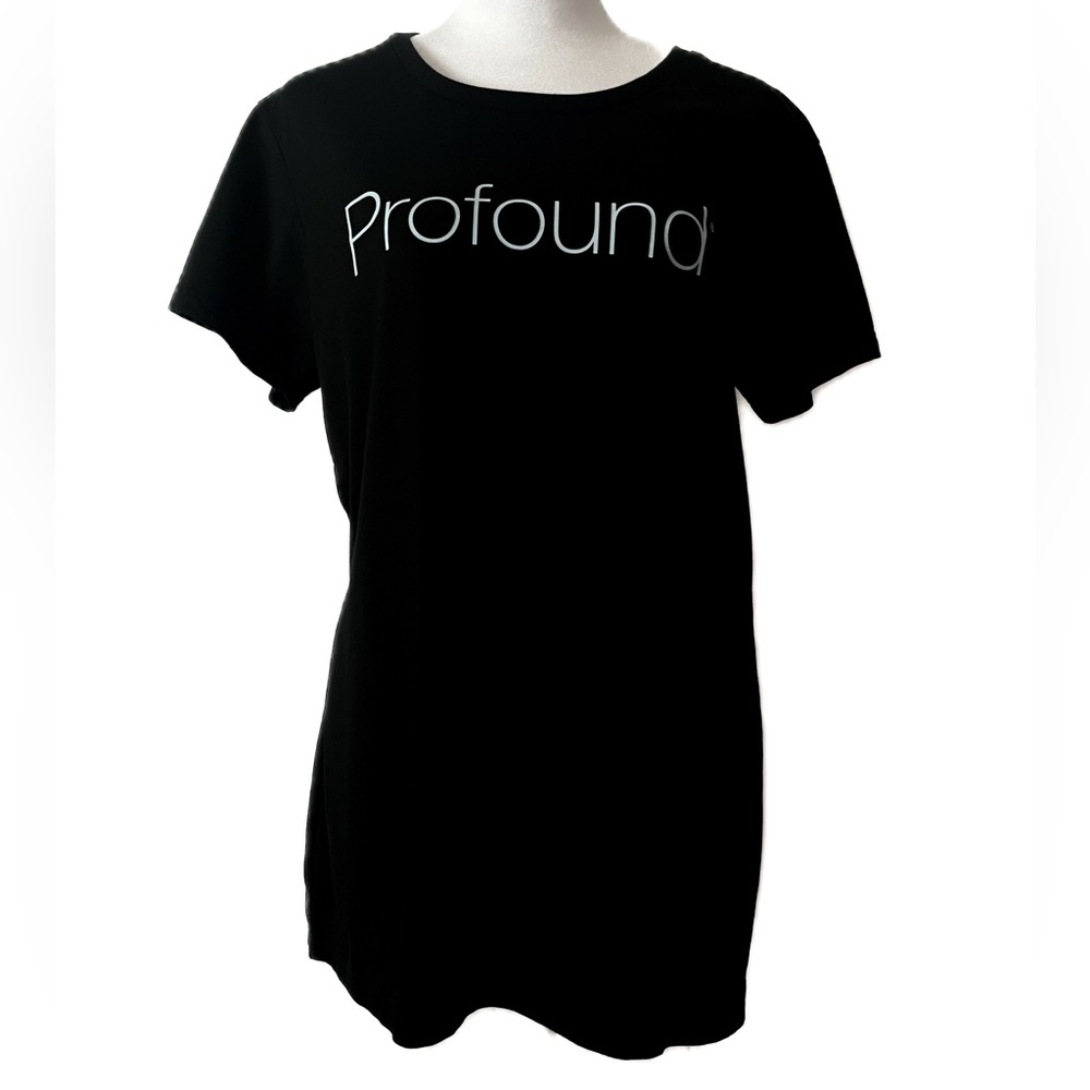 Profound Tee In Black & White